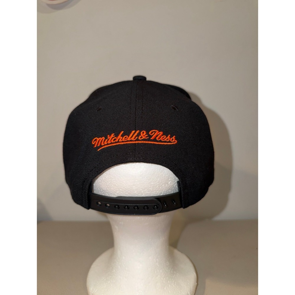 Mitchell & Ness New York Knicks Snapback (NWTS) - Picture 4 of 7